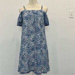 EUC M Blue and White Floral lace Off-Shoulder Dress
